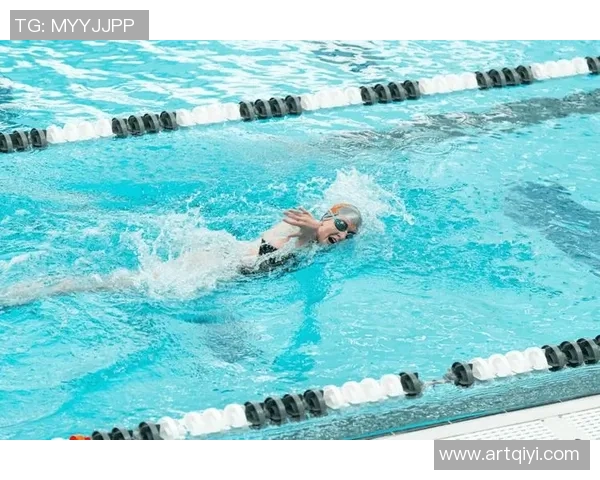 自由泳技巧全面解析 提升泳姿速度与耐力的关键训练方法